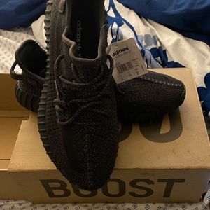 Yeezy 350 v2 static black sz 12